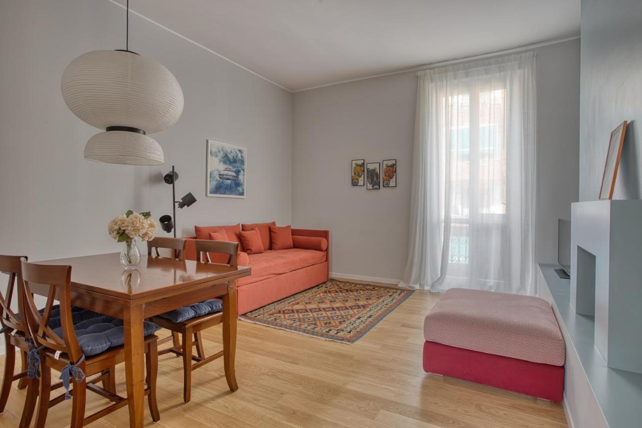 Joivy Lovely Apt, Easy Access To Centre Apartment มิลาน ภายนอก รูปภาพ
