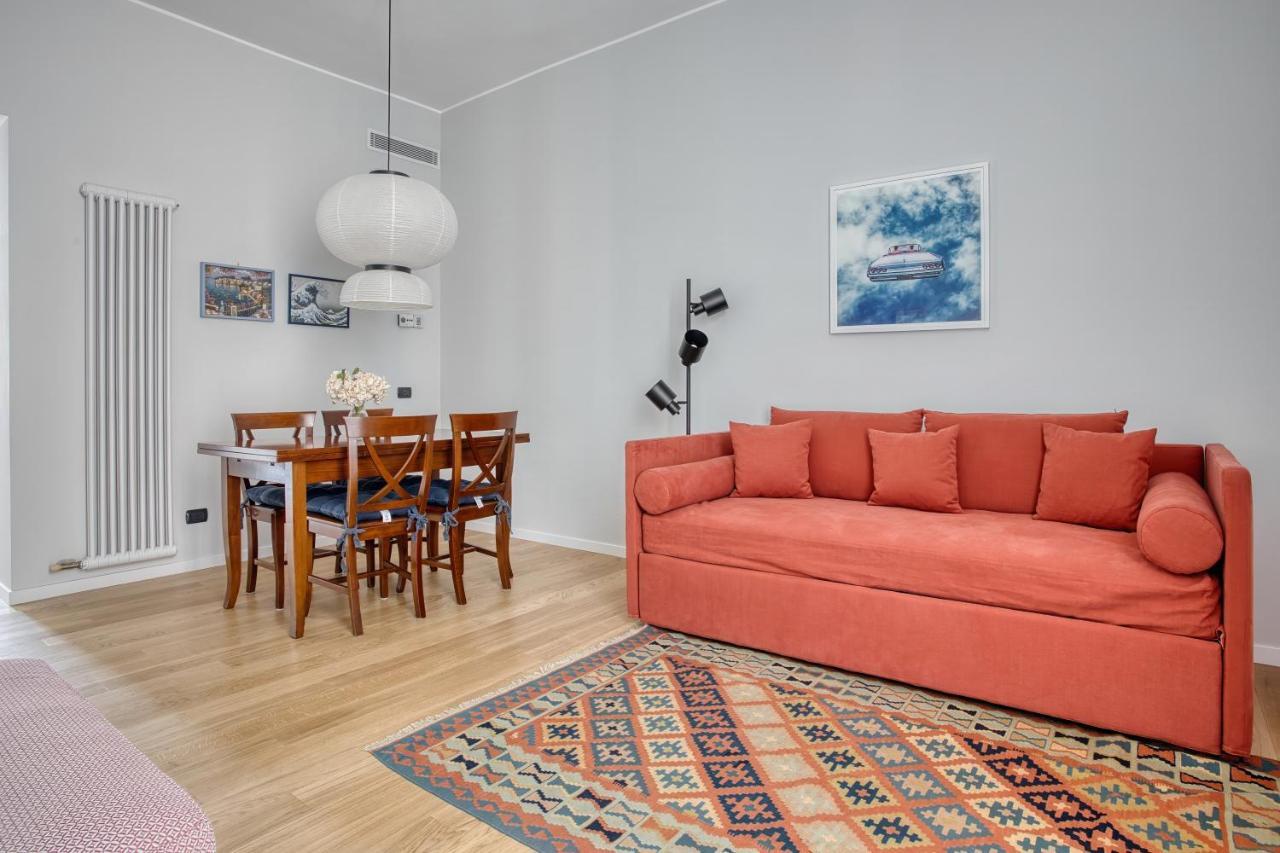 Joivy Lovely Apt, Easy Access To Centre Apartment มิลาน ภายนอก รูปภาพ