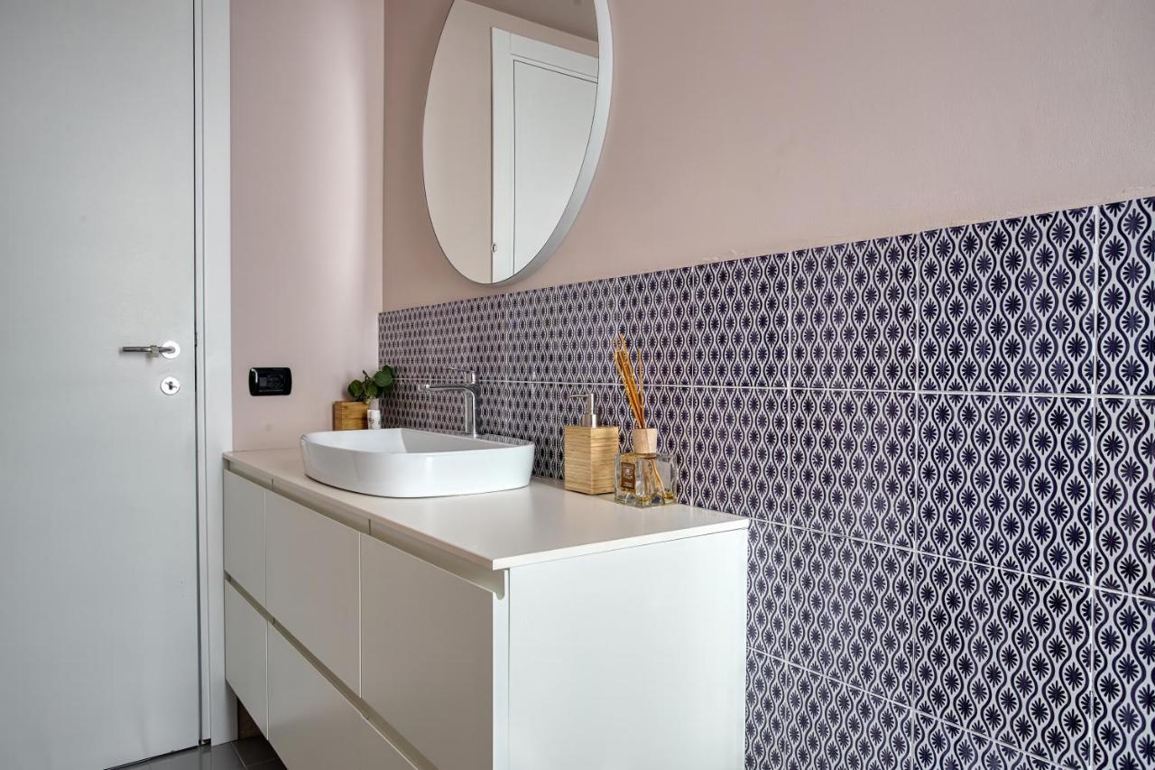Joivy Lovely Apt, Easy Access To Centre Apartment มิลาน ภายนอก รูปภาพ